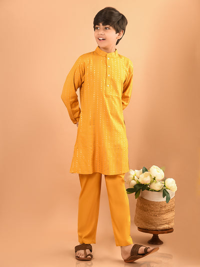 All Over Printed Mandarin Collar Straight Kurta Pajama Set