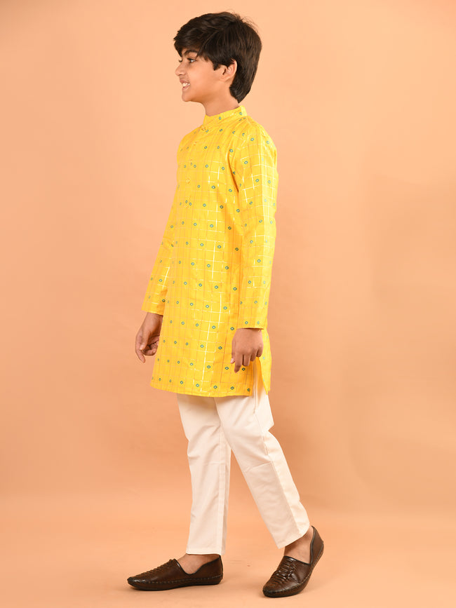 All Over Printed Mandarin Collar Straight Kurta Pajama Set