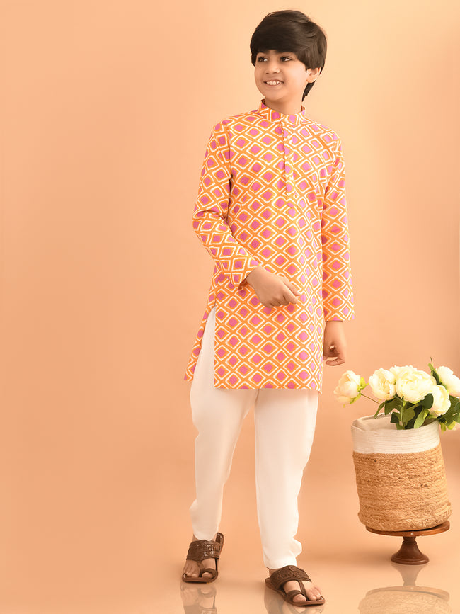 Ethnic Motif Printed Kurta Pajama Set