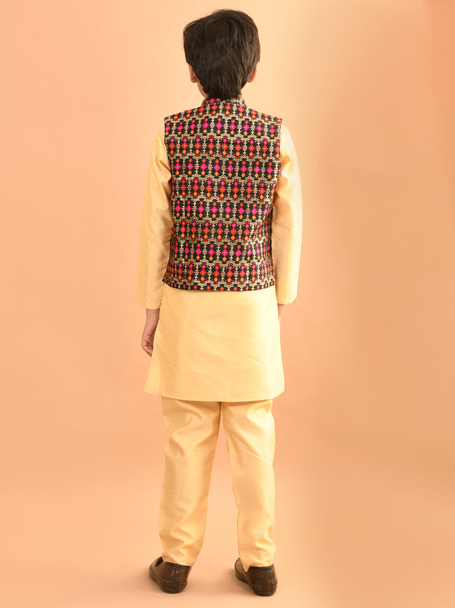 Solid Kurta Pajama Set with Brocade Jacket