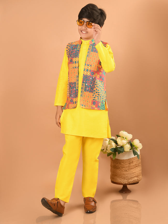 Solid Kurta Pajama Set with Brocade Jacket