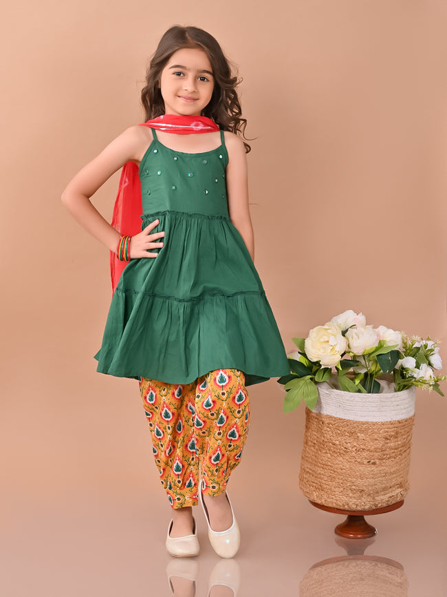 Sleeveless Empire Layered Kurta Salwar Set with Dupatta