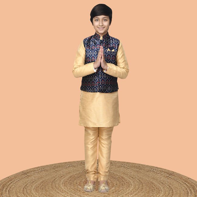 Solid Kurta Pyajama Set with Printed Nehru Jacket