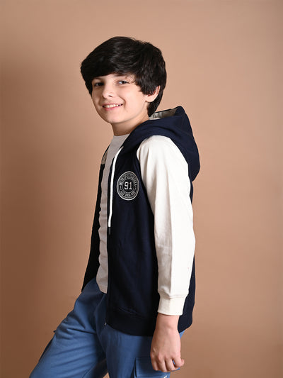 Solid Full Sleeve Hooded Sweatshirt